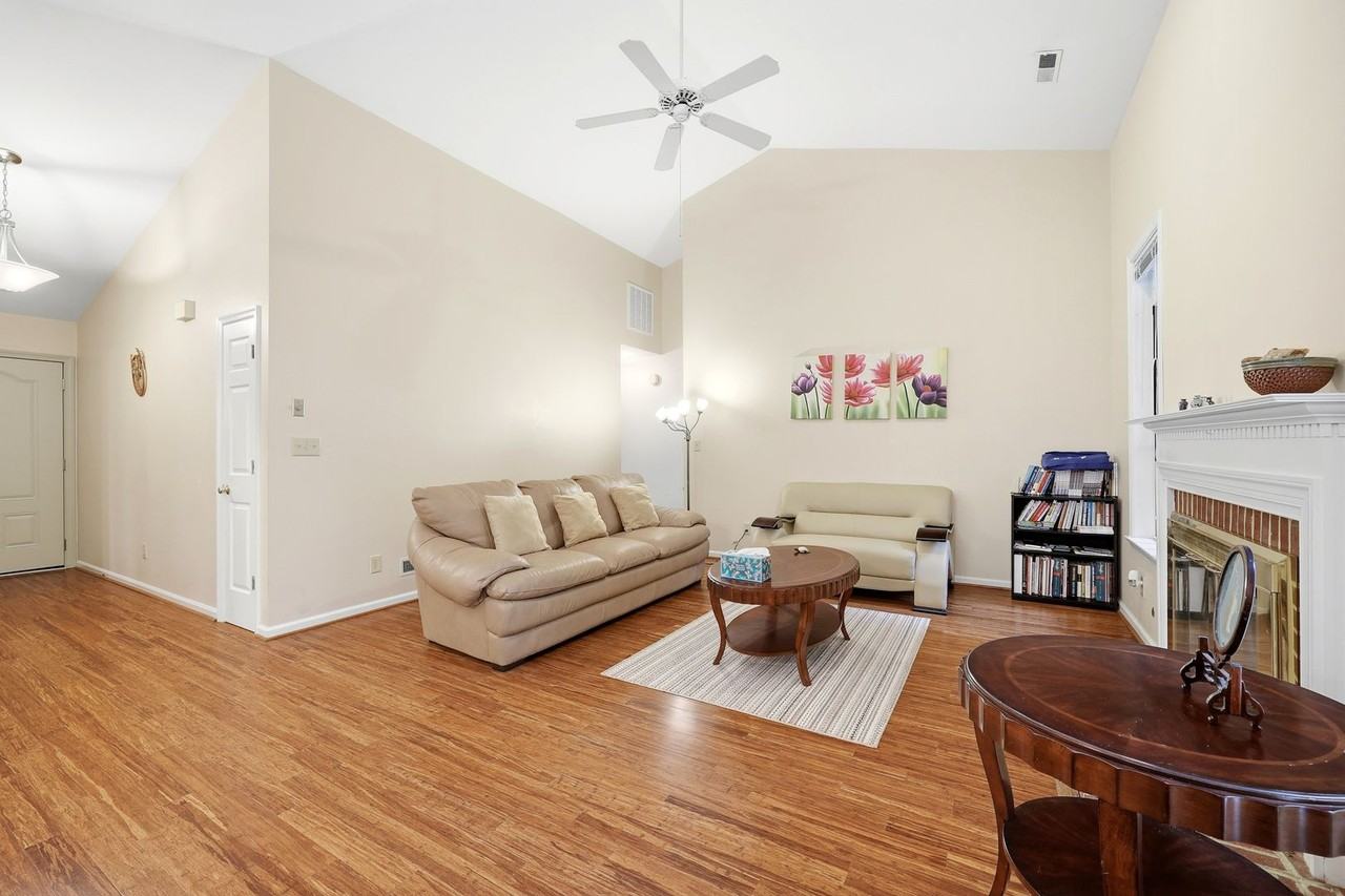 1634 Brightfield Pl - Photo 6 of 34