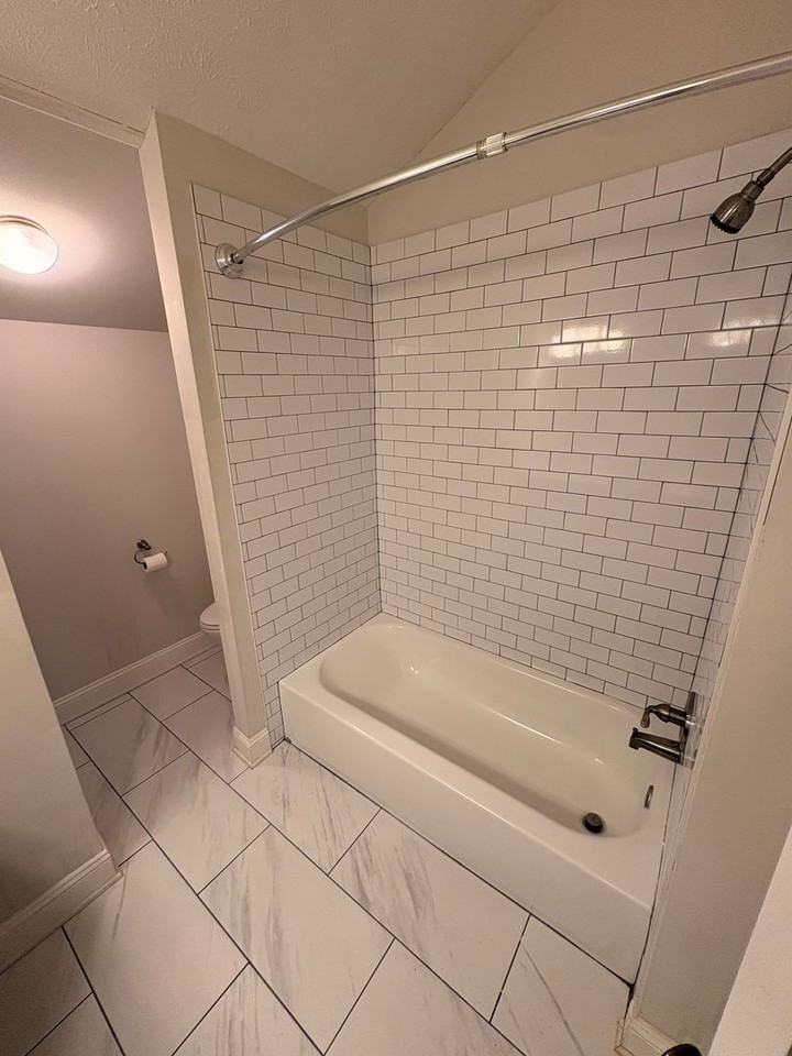 1775 S Milledge Ave #15 - Photo 7 of 15