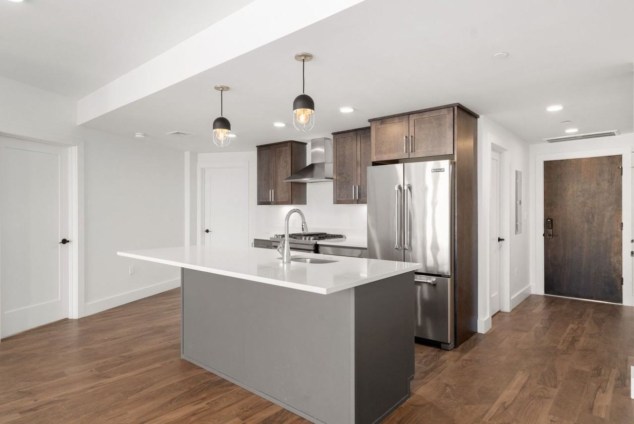 24 Hichborn St - Photo 3 of 14
