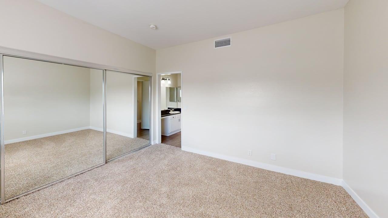 Citronia Luxe Towers Apartments - Photo 7 of 23