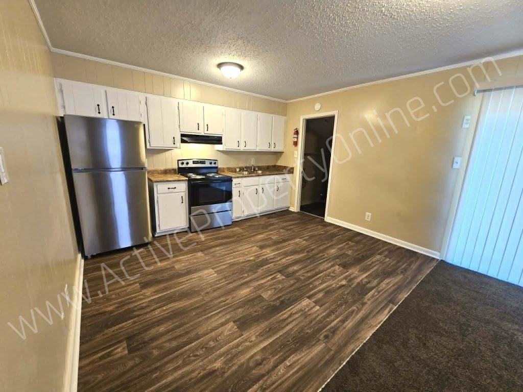 4126 Ayers Rd - Photo 3 of 8