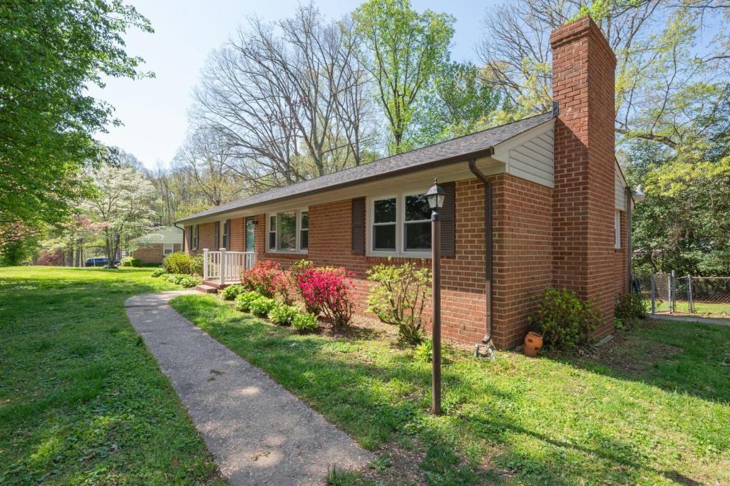 2900 Clintwood Rd - Photo 3 of 31