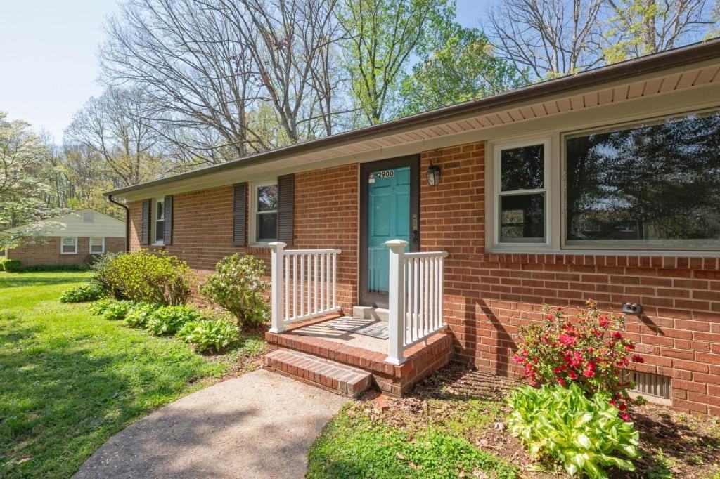 2900 Clintwood Rd - Photo 5 of 31