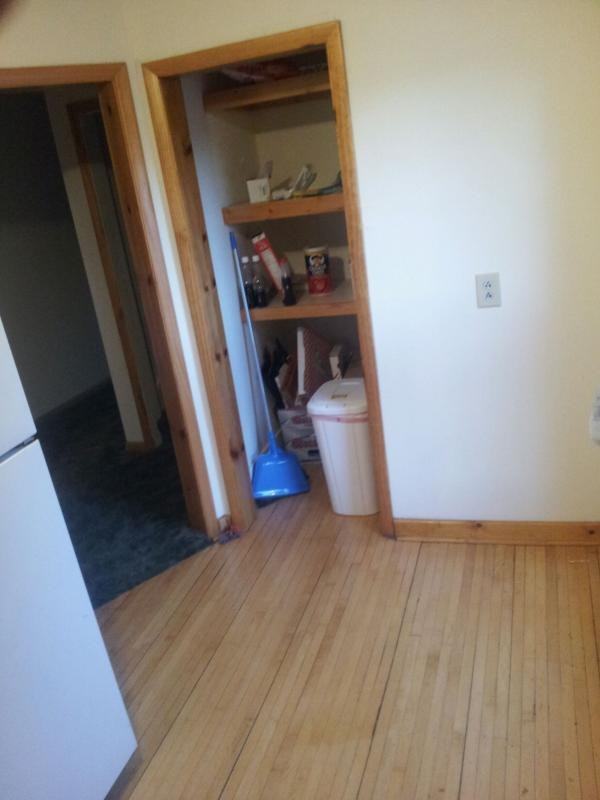 1723 1/2 Hughitt Ave - Photo 7 of 10