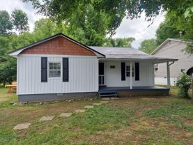 912 Beaumont Ave - Photo 1 of 1