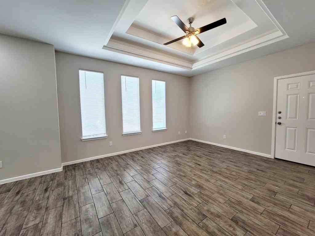 1403 Petri Dr Unit 1 - Photo 4 of 26