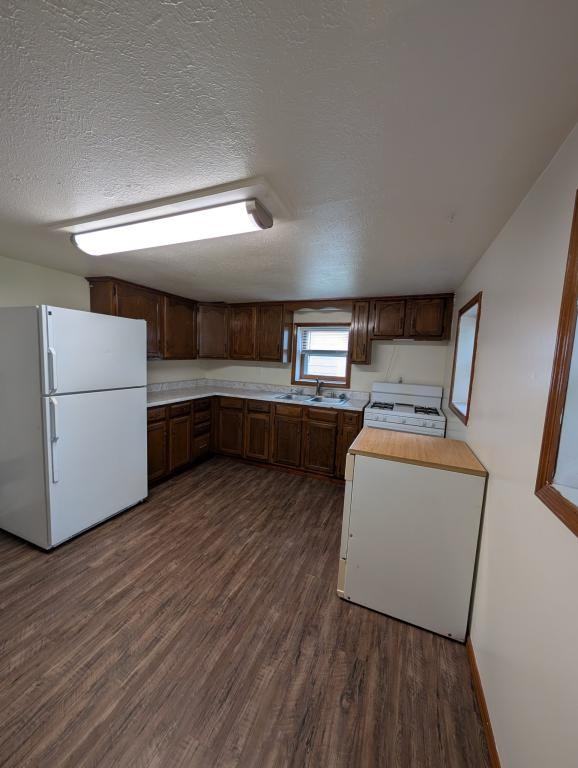 7535 W 226 S - Photo 2 of 7