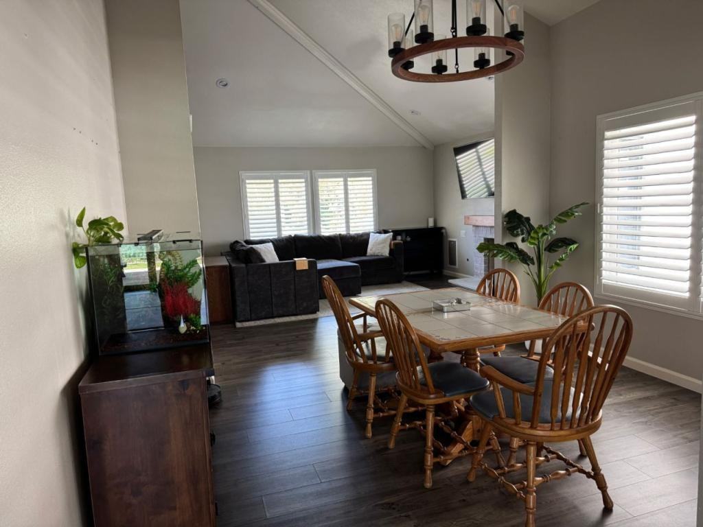 1918 Firestone Dr - Photo 7 of 22