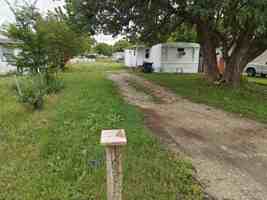 featured image of 411 E Locust St