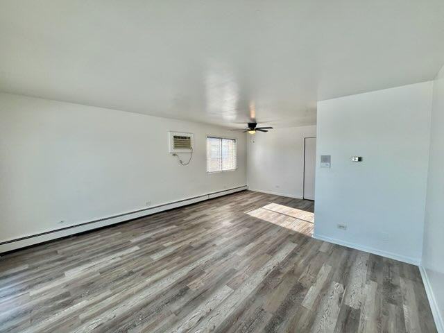 10602 S Oak Tree Dr - Photo 2 of 9