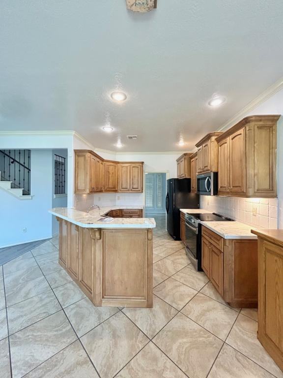 5102 Ne Haddington Pl - Photo 5 of 31