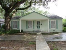 featured image of 1616 Gordon Ave