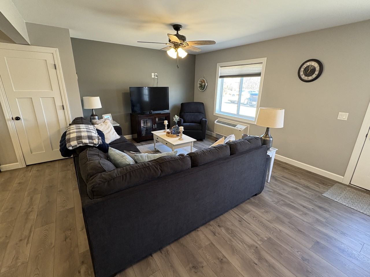 3300 W 32nd St #3325 - Photo 7 of 11