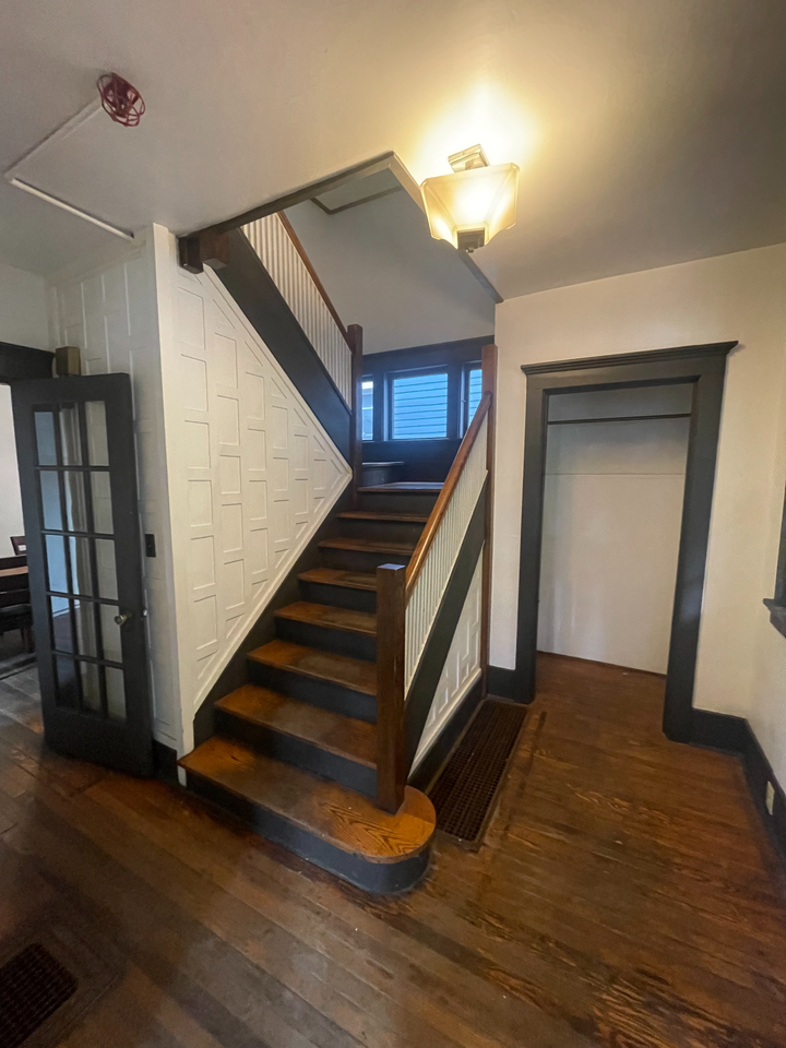 108 Stewart Ave - Photo 6 of 20