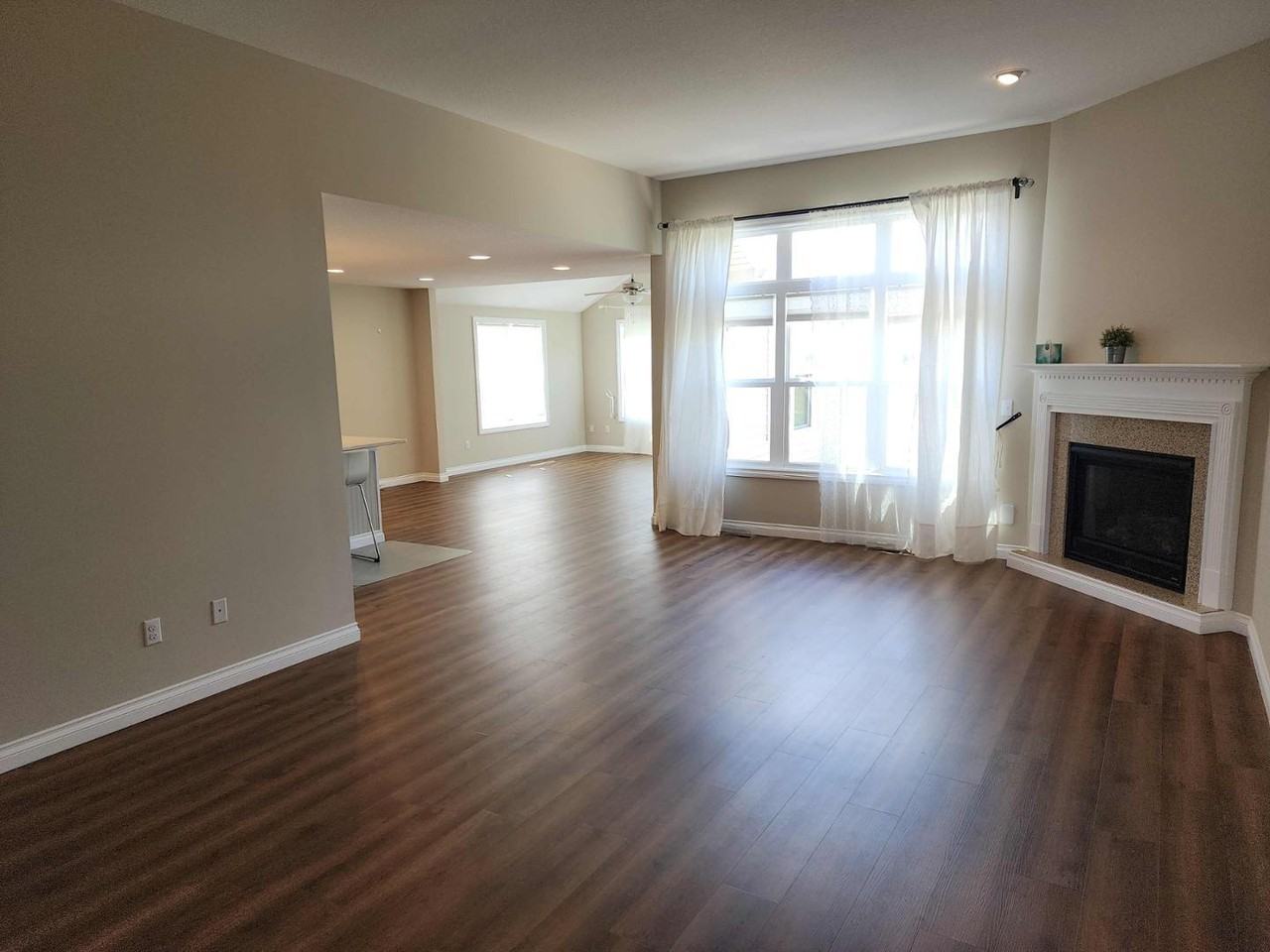 15207 Sunset Maple Dr - Photo 4 of 29