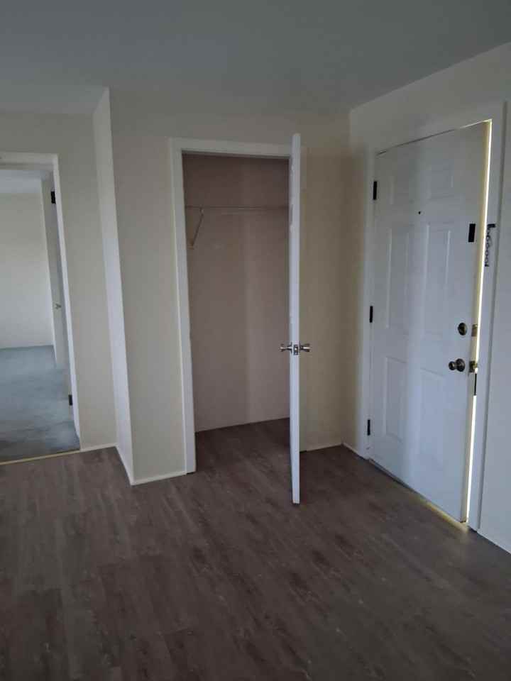 76 Queen St #78-1-2B - Photo 3 of 11