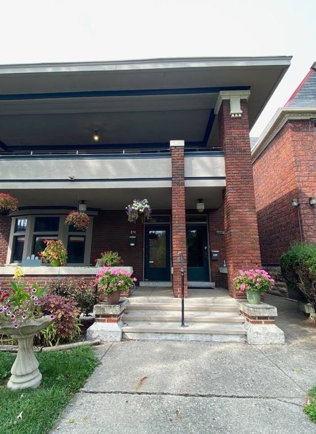 172 Buttles Ave - Photo 2 of 13