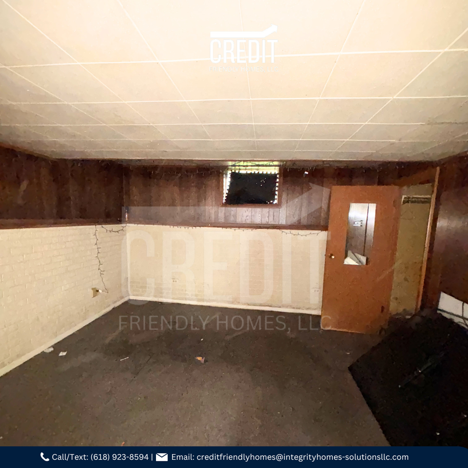 1712 N Church St - Photo 4 of 10