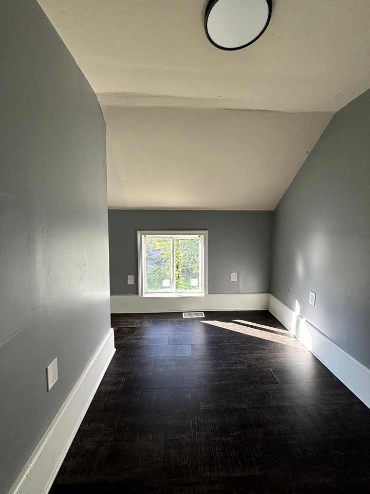 3788 E 52nd St - Photo 6 of 12
