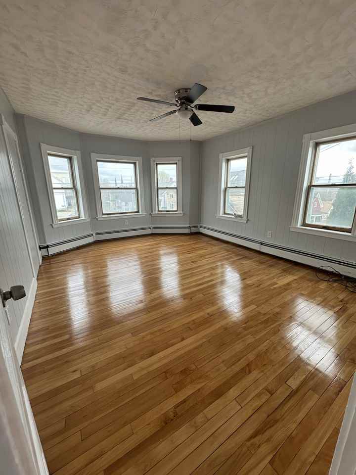 91 Foss St #2 - Photo 2 of 10