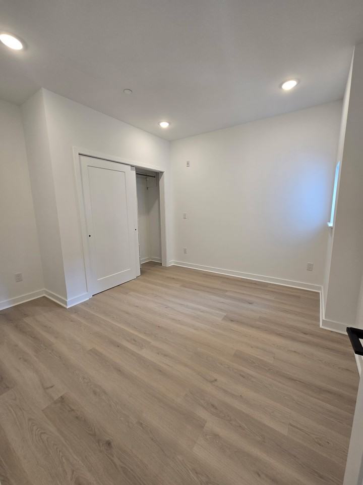 1628 Ridge Ave #B - Photo 3 of 7