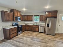 1205 Sw Locust St #B - Photo 1 of 1