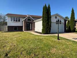 featured image of 7396 Kestrel St