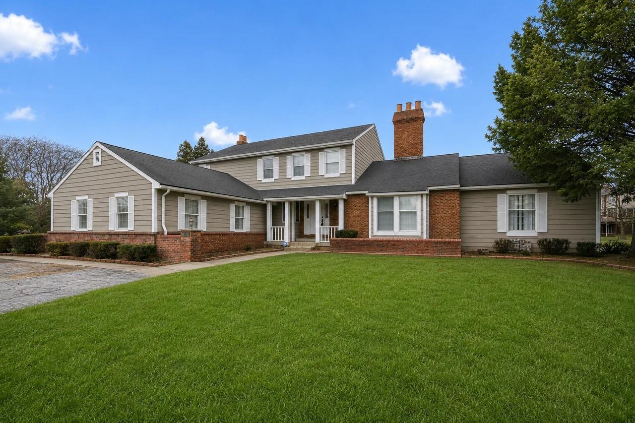 366 Devon Ct - Photo 2 of 45