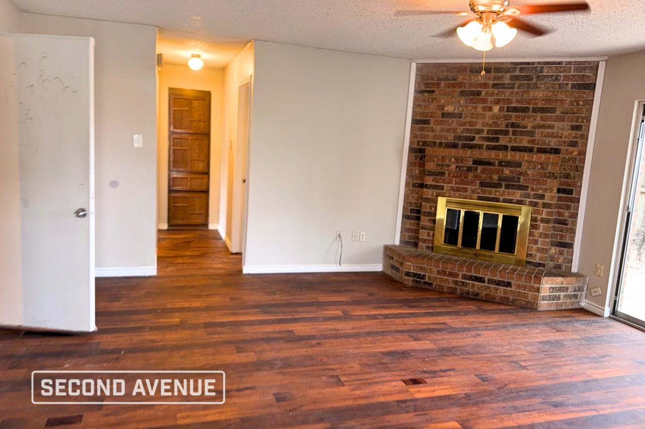 3510 Daniel Dr - Photo 2 of 10