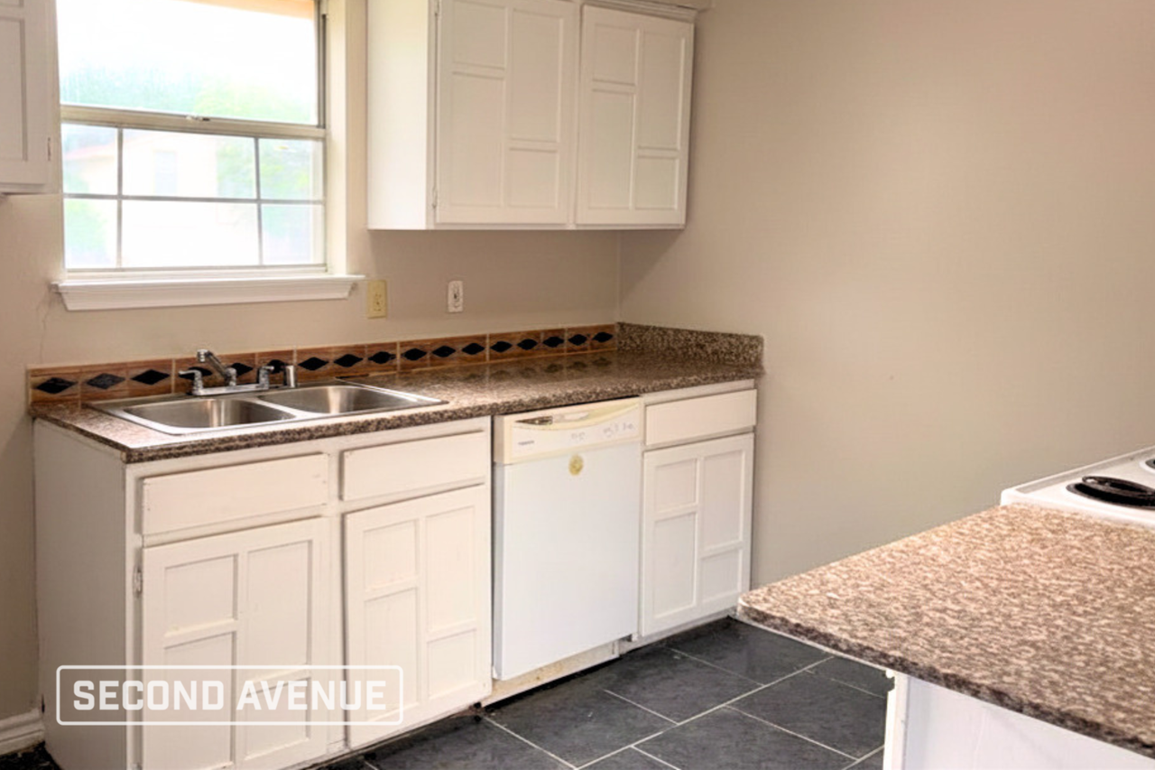 3510 Daniel Dr - Photo 5 of 10
