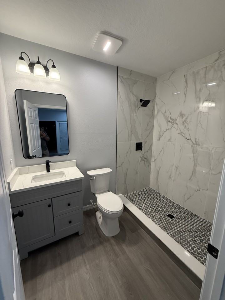 2222 Hamlin Trl - Photo 3 of 7