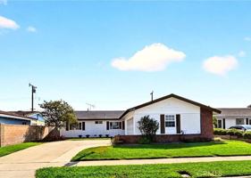 featured image of 12702 Taylor St