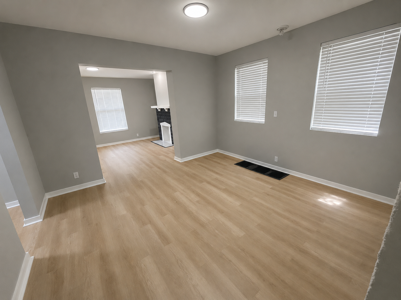 2910 Belleview Ave - Photo 3 of 16