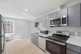 589 Bedford St #201 - Photo 1 of 1