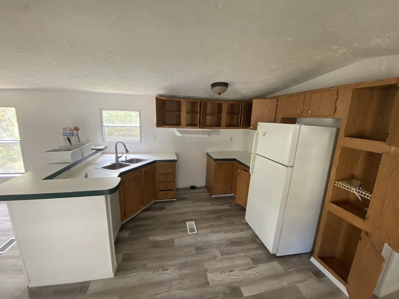6635 Old Orchard Ave - Photo 5 of 11