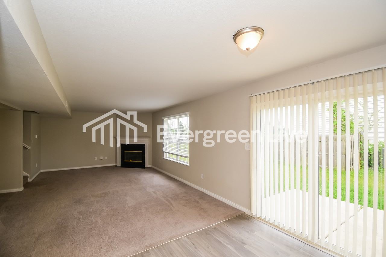 11603 Hornickel Cir - Photo 3 of 15