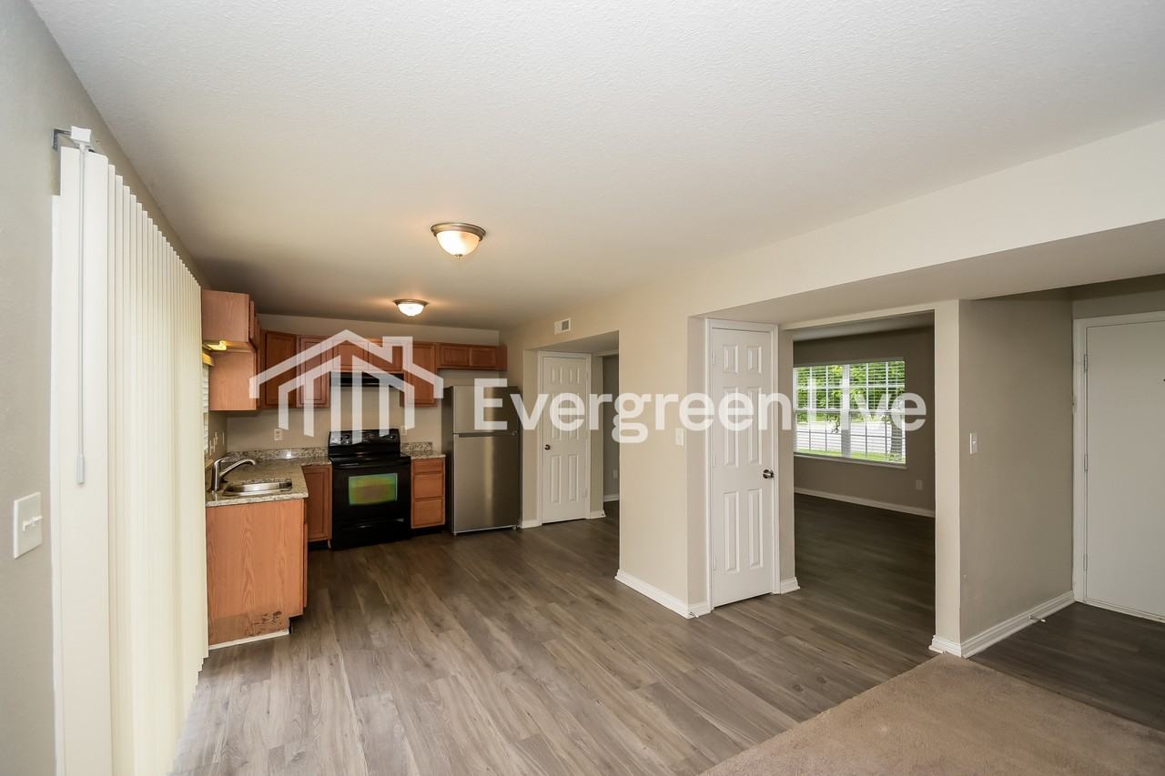 11603 Hornickel Cir - Photo 6 of 15