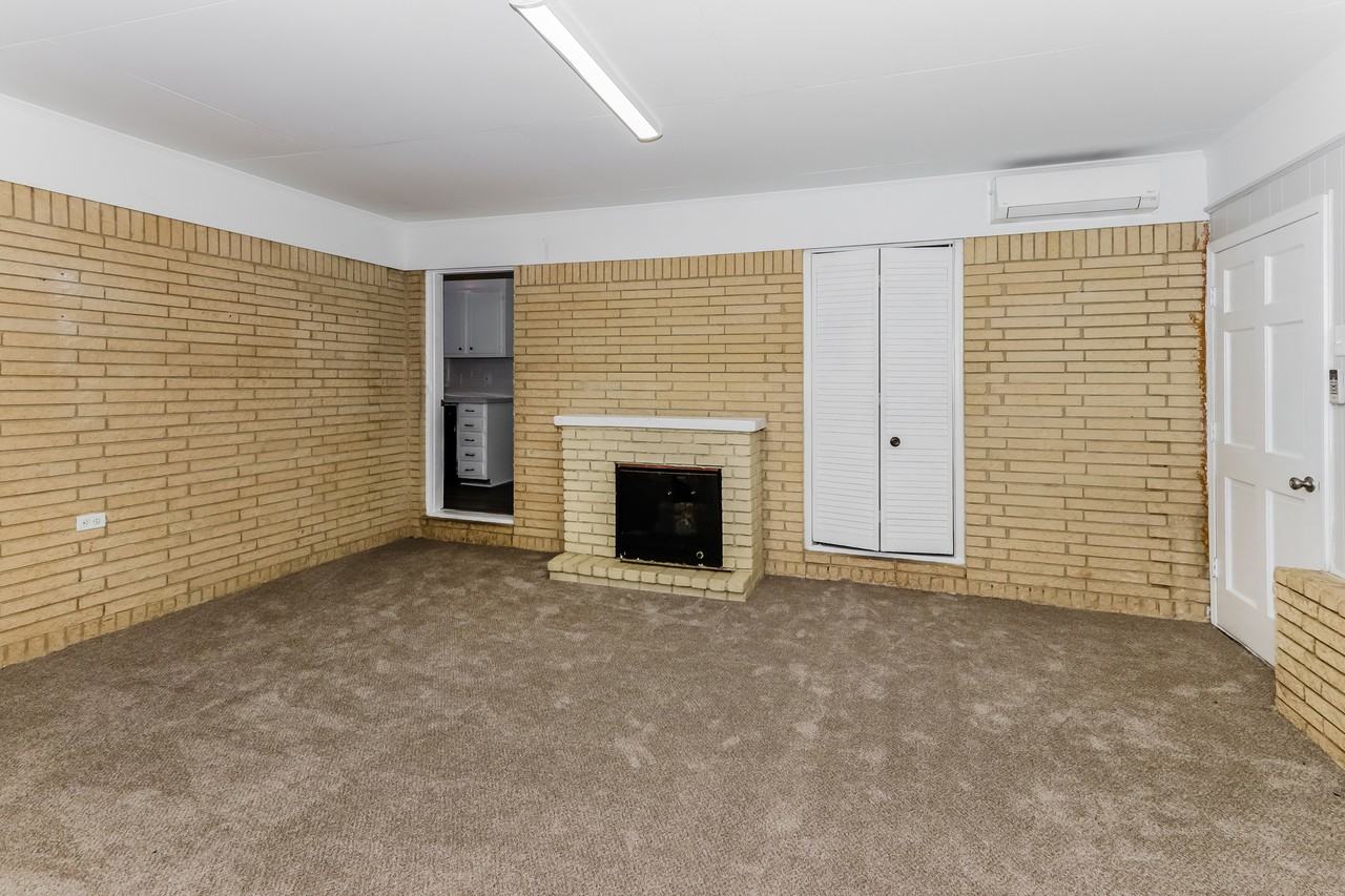 5645 Morning Creek Cir - Photo 4 of 30