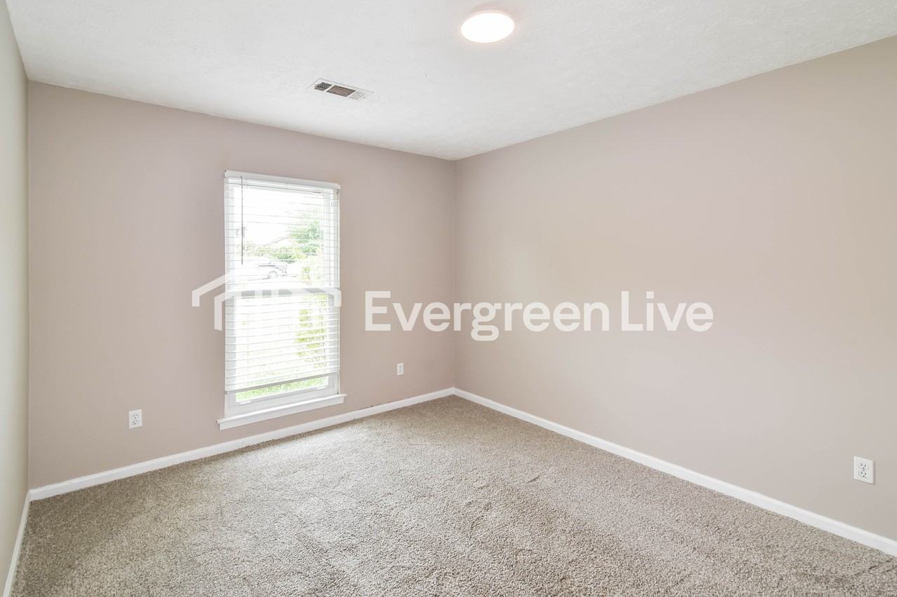 1425 Pampas Pl - Photo 7 of 15