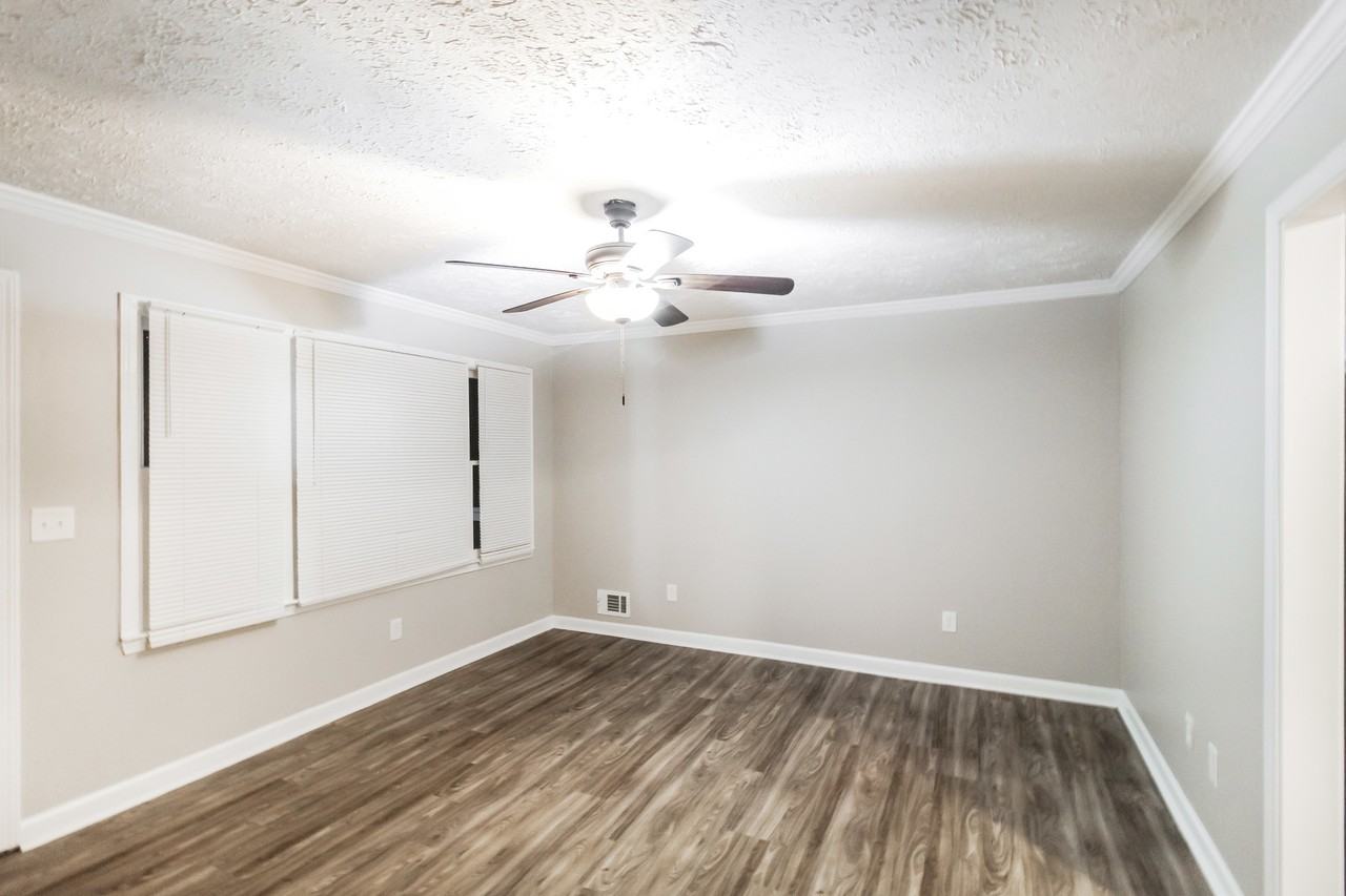15985 Highway 36 - Photo 2 of 15