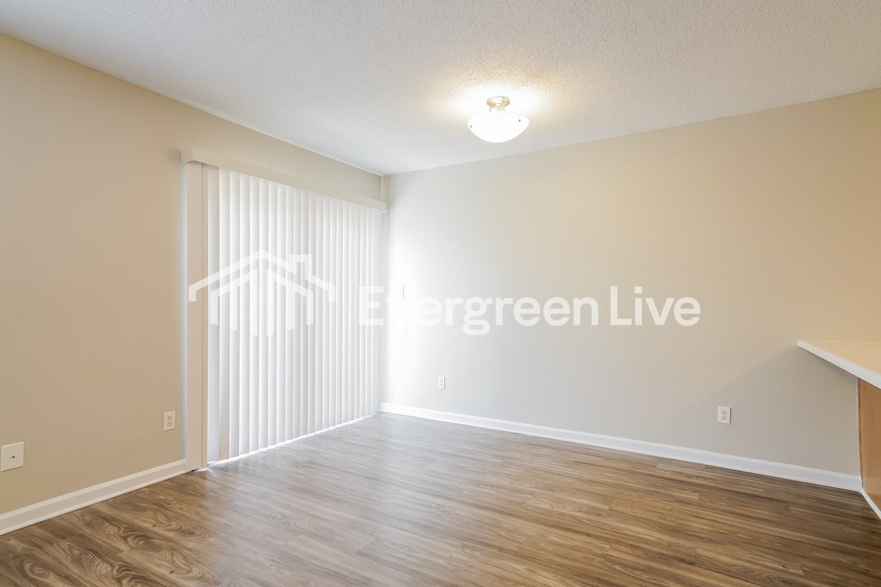 4802 Tanglewood Oaks St - Photo 7 of 15