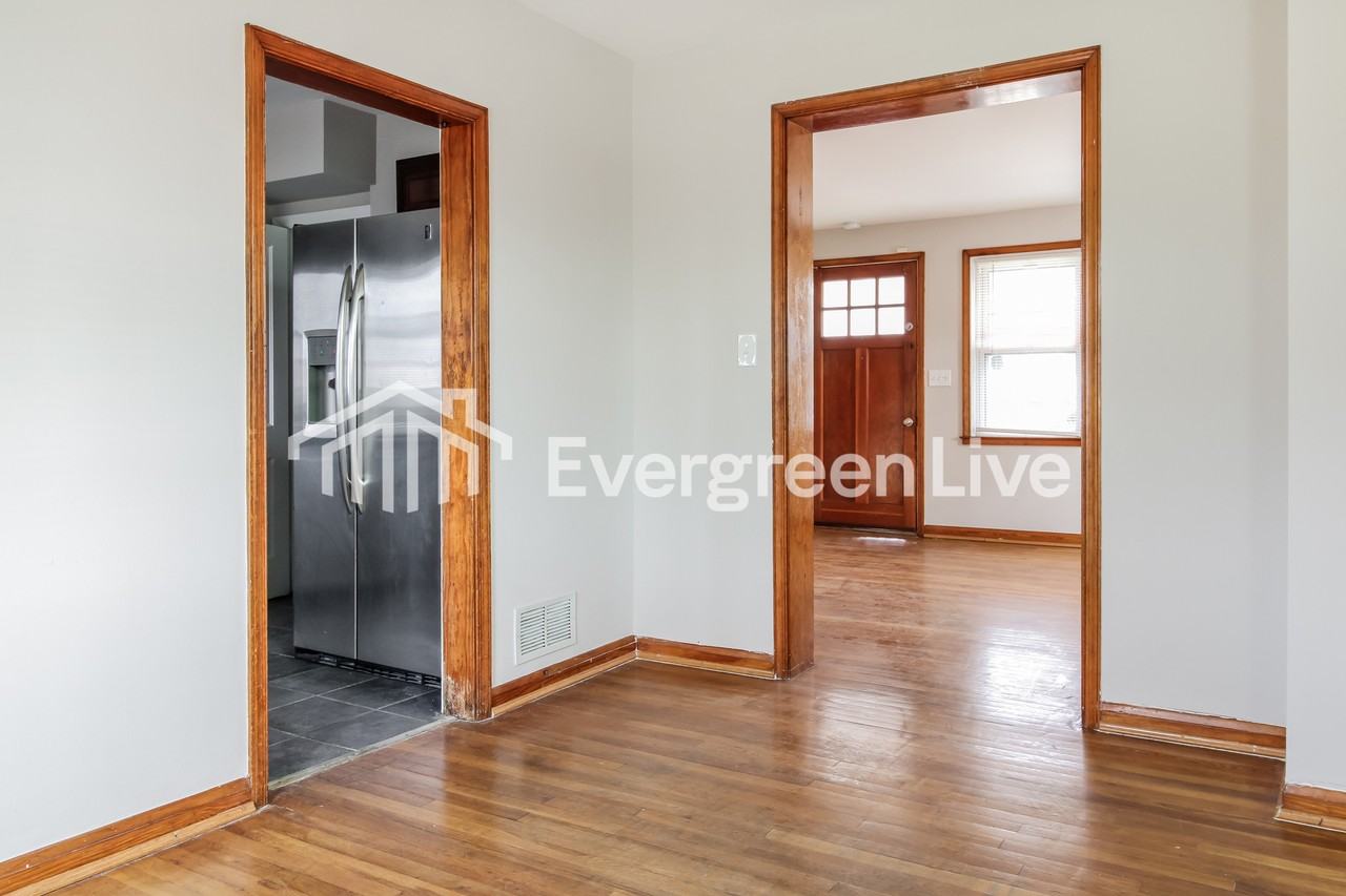 54 Stemmers Run Rd - Photo 4 of 15