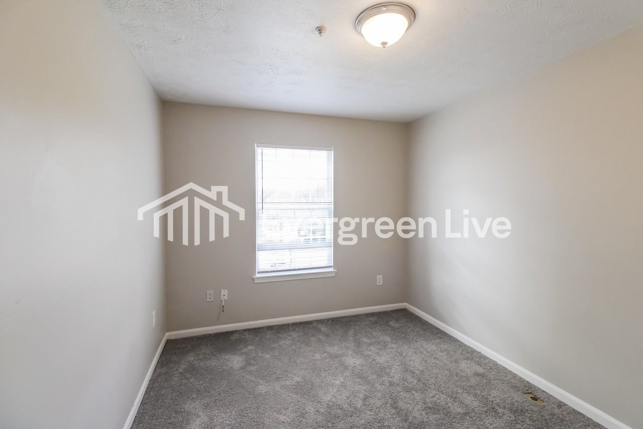 9210 Leigh Choice Ct - Photo 5 of 15