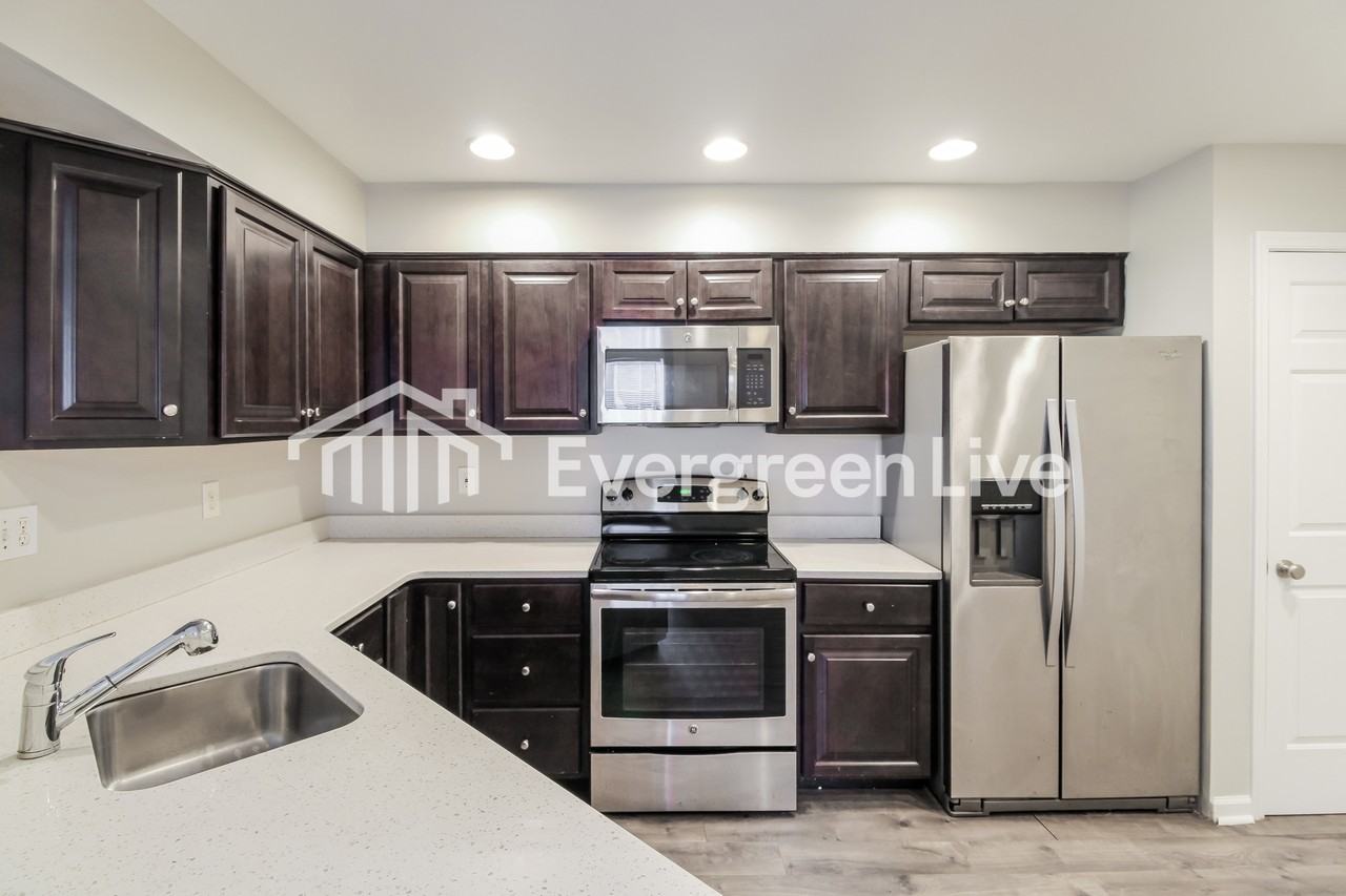 9210 Leigh Choice Ct - Photo 6 of 15