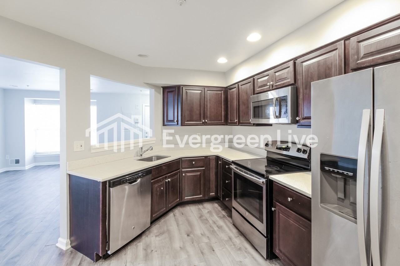 9210 Leigh Choice Ct - Photo 7 of 15