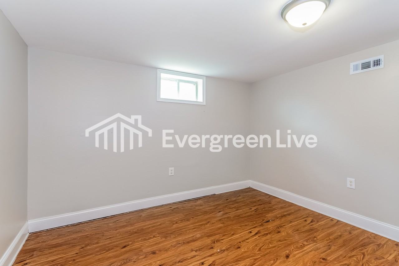 8525 Chestnut Oak Rd - Photo 6 of 15