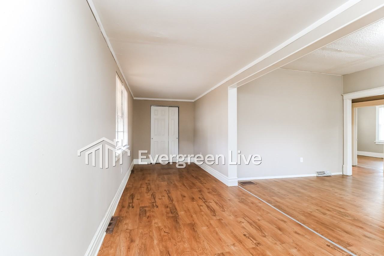 3533 Marshall Ave - Photo 2 of 14