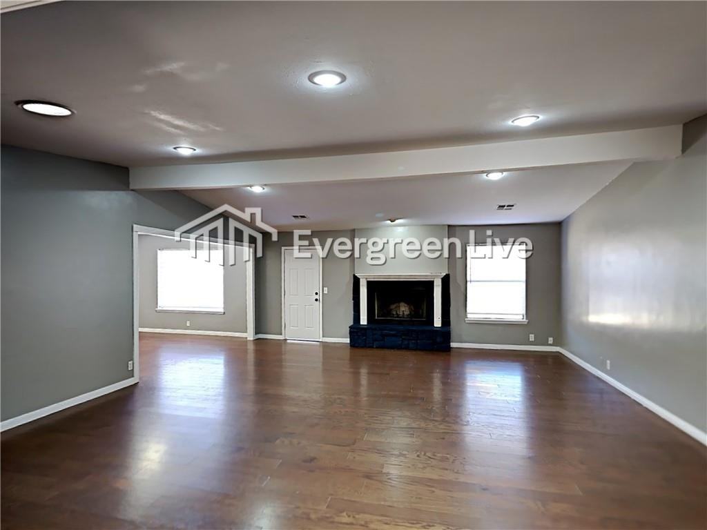 1120 Mars Rd - Photo 3 of 6