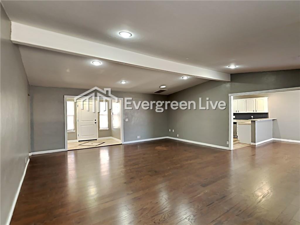 1120 Mars Rd - Photo 4 of 6
