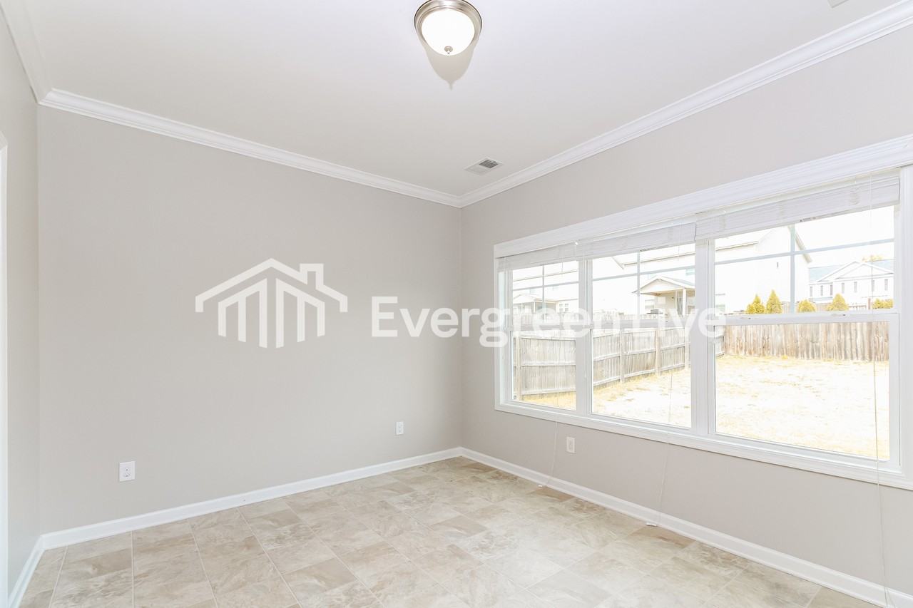 138 Manzanita Ln - Photo 5 of 14